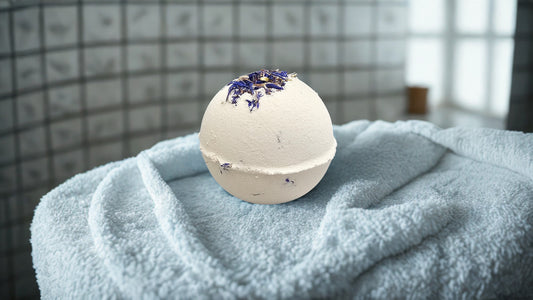 Juniper Berry & Black Pepper Bath Bomb